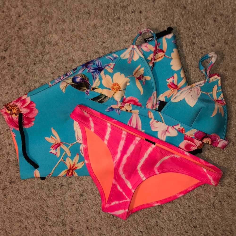 Women’s Triangle Bikini